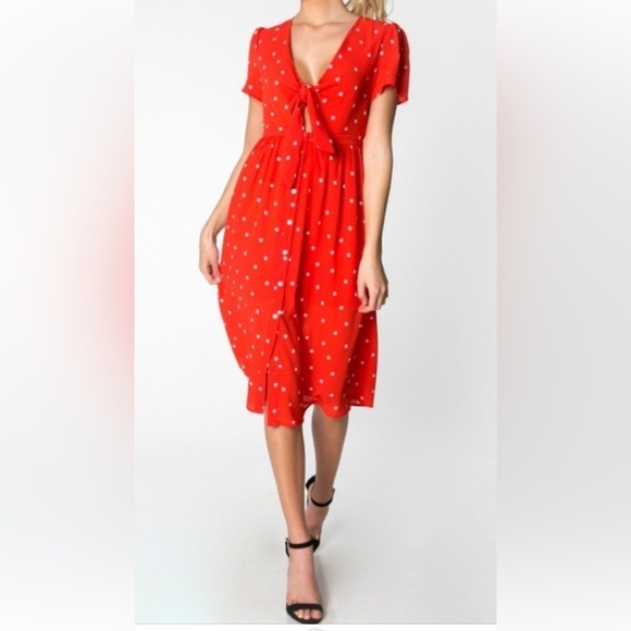 Everly Dresses & Skirts - Everly~NWOT~Orange/White Polka Dot Crepe~Peek-A-Boo Front Tie~Midi Dress~Size M